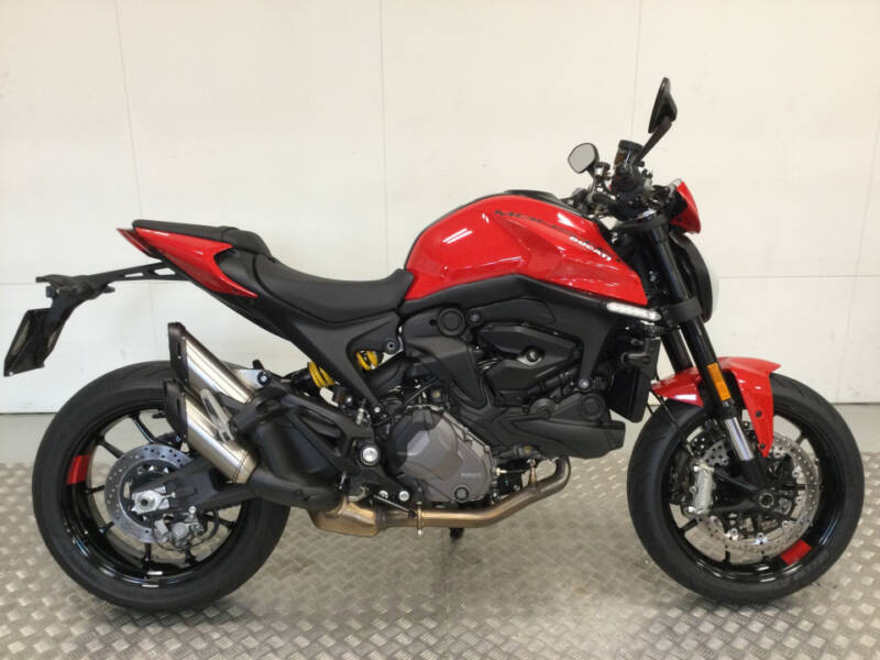 Ducati MONSTER 937