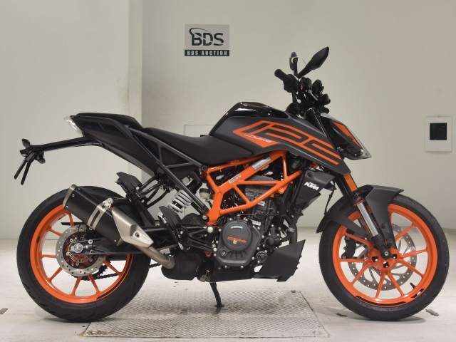 KTM 125 DUKE 2023