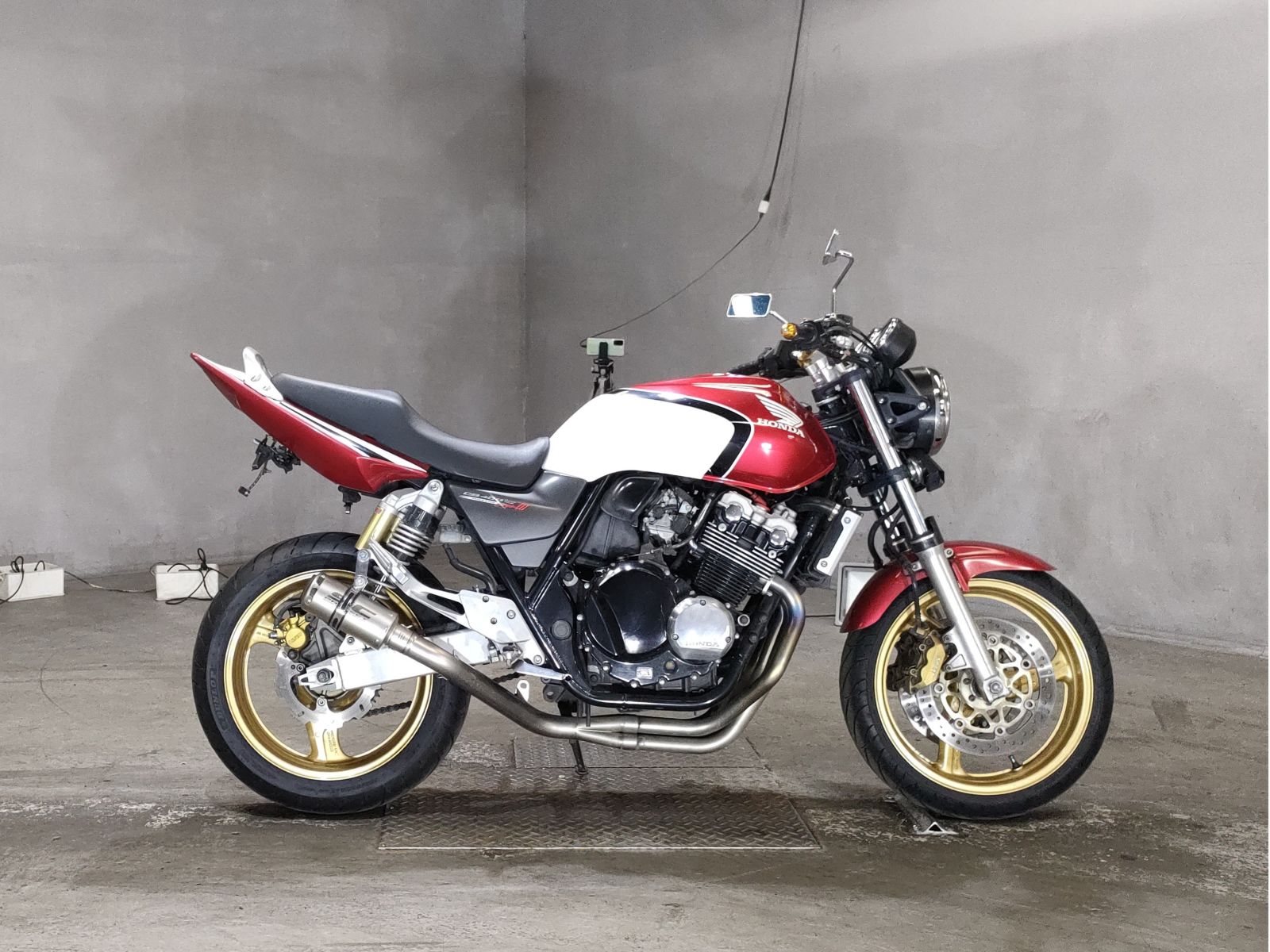 Honda CB400SFV 2004