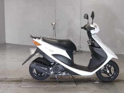 Suzuki ADDRESS V50