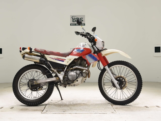 Yamaha SEROW XT225 1991