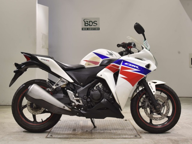 Honda CBR250RA 2013