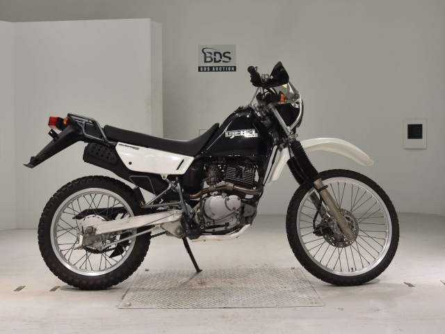 Suzuki DJEBEL200 2005