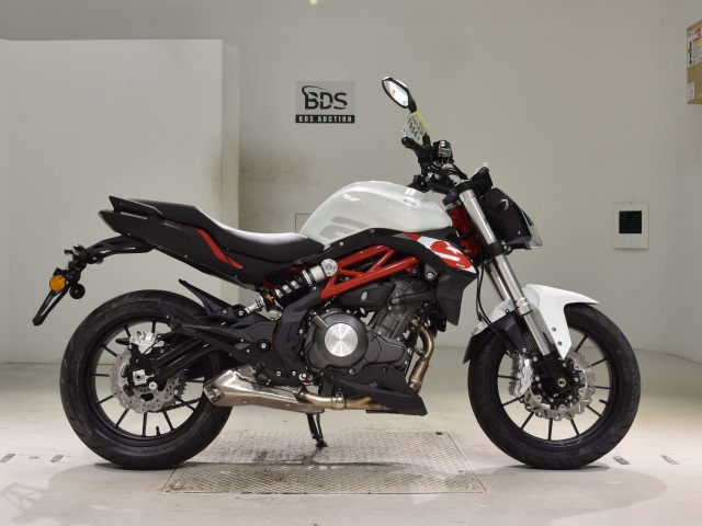 Benelli TNT 249 S 2022