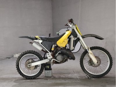 Suzuki RM125