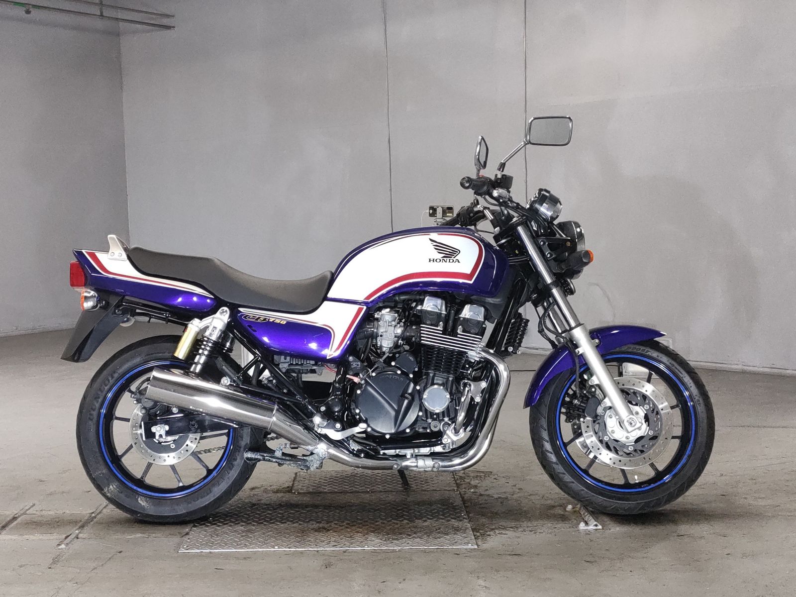 Honda CB750 2007