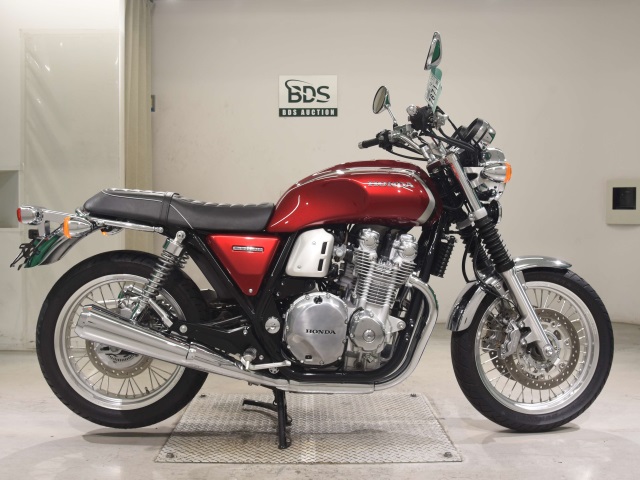 Honda CB1100 2022