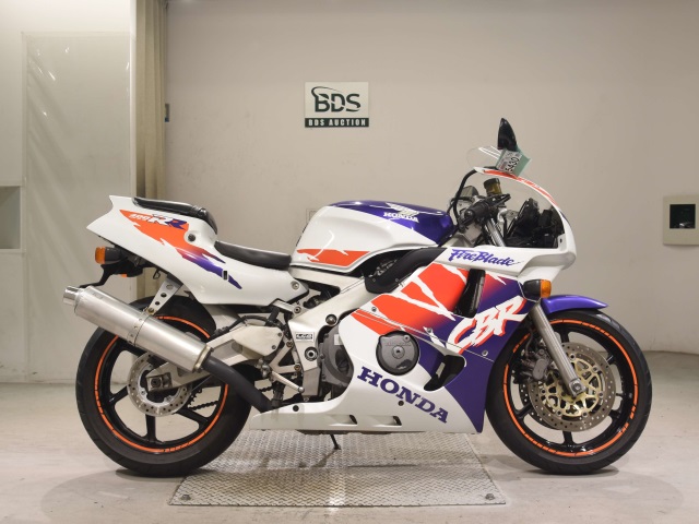 Honda CBR400RR 1996