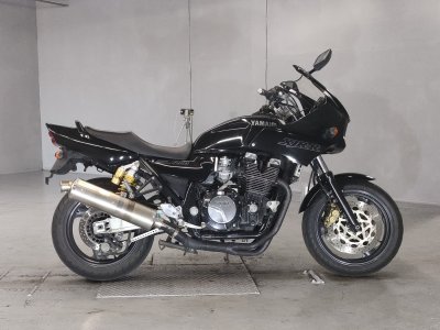 Yamaha XJR1200R 1998