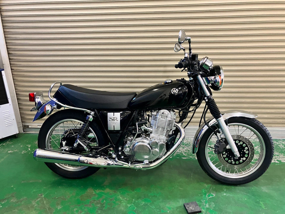 Yamaha SR400 2019