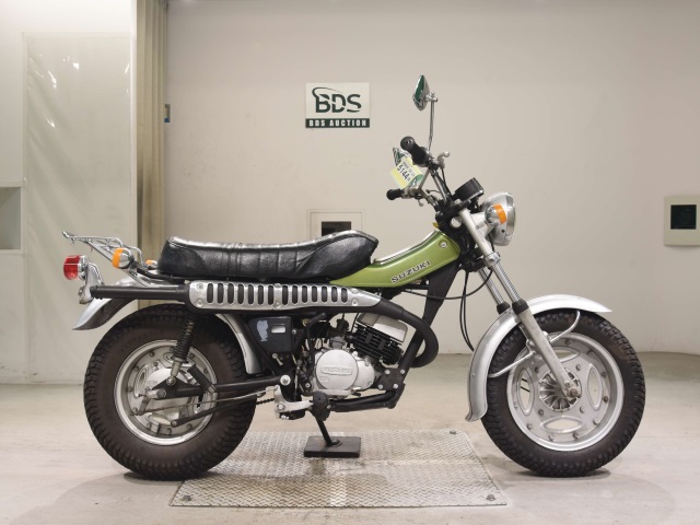 Suzuki RV125