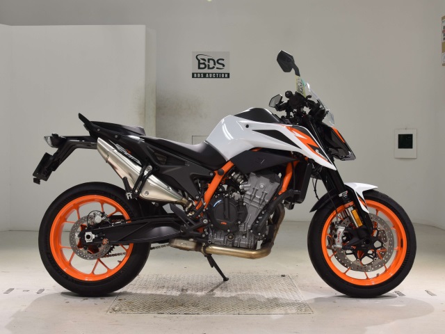 KTM 890 DUKE R 2022