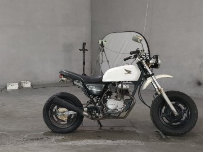 Honda APE50 2009