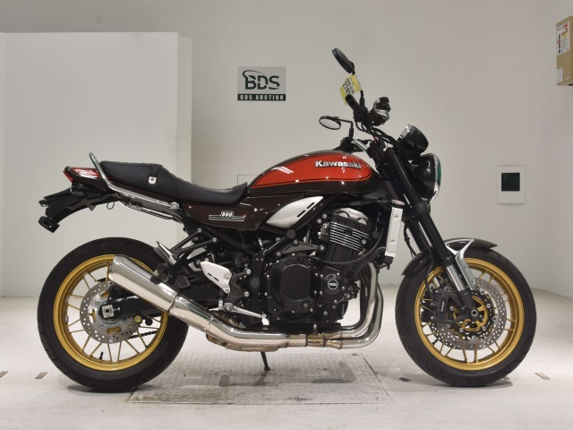 Kawasaki Z900RS 2022