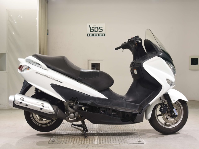 Suzuki BURGMAN200