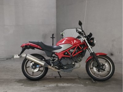 Honda VTR250 2015