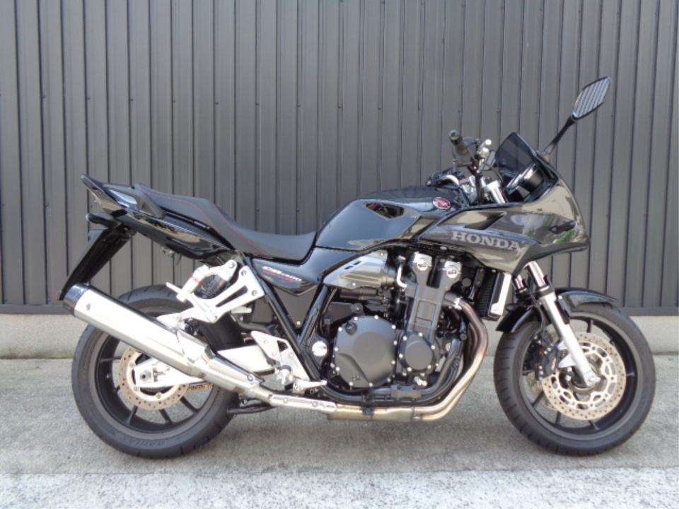 Honda CB1300SFA BOLDOR 2025