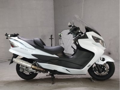 Suzuki SKYWAVE 250S
