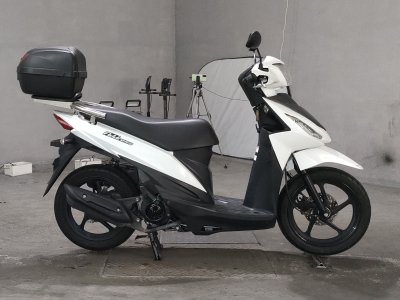 Suzuki ADDRESS V110