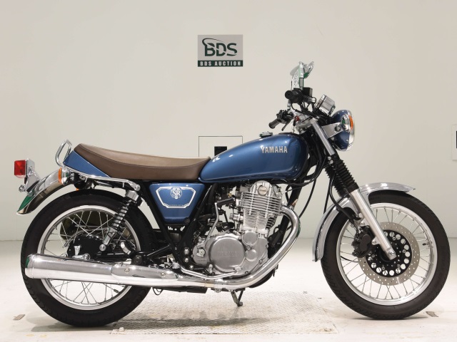 Yamaha SR400 2020
