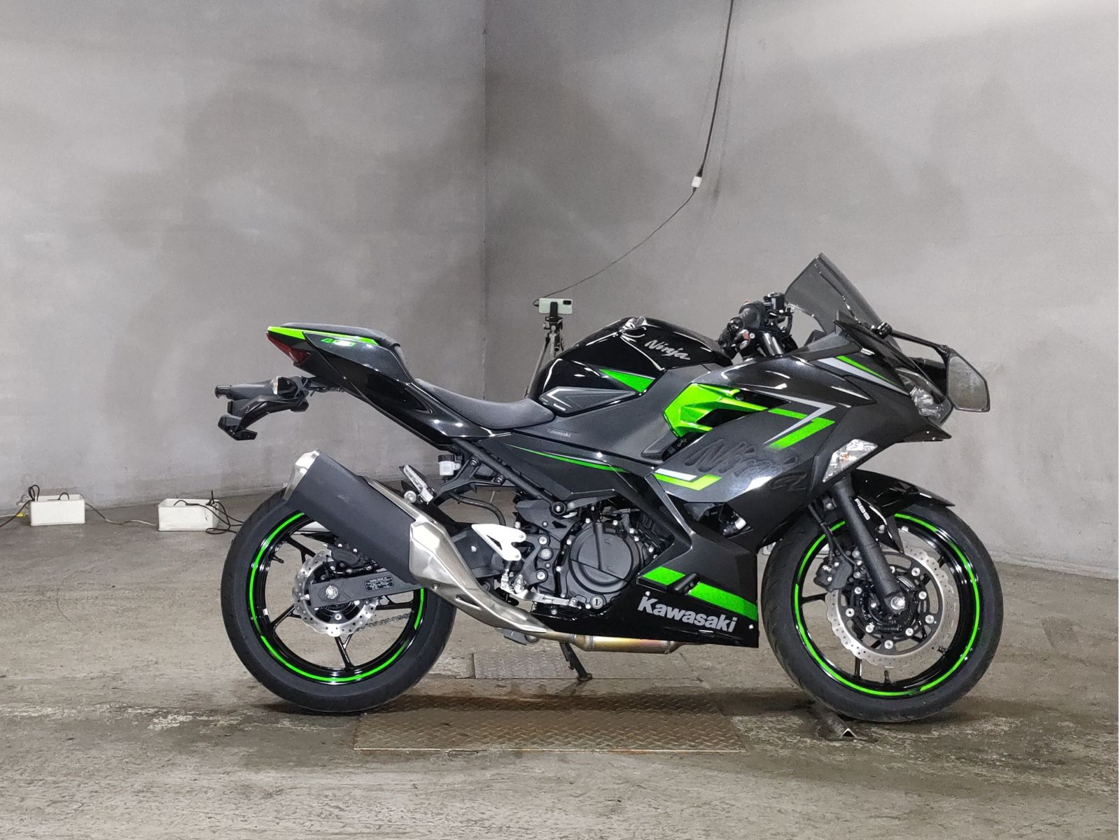 Kawasaki NINJA400 2023