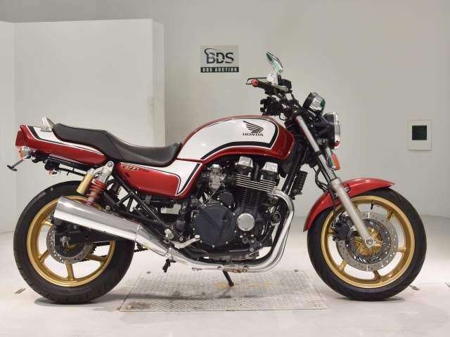 Honda CB750SF 2009