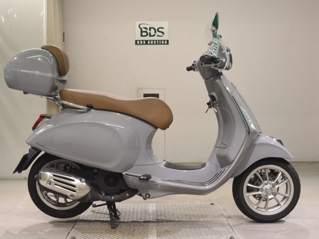 Vespa PRIMAVERA125 2022