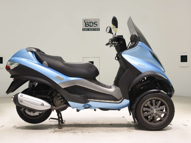Piaggio MP3 250