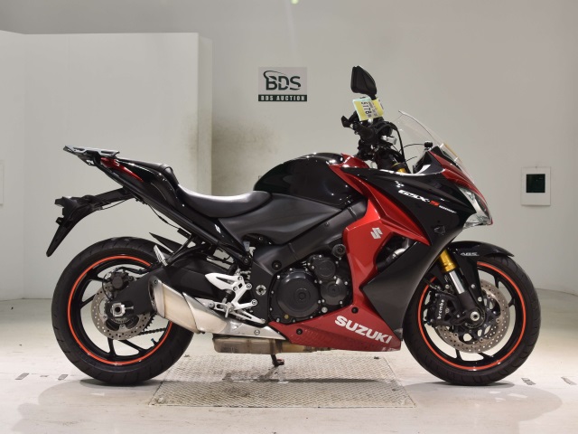 Suzuki GSX-S1000F 2015