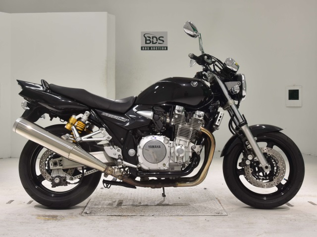 Yamaha XJR1300 2006