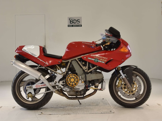 Ducati 900SS