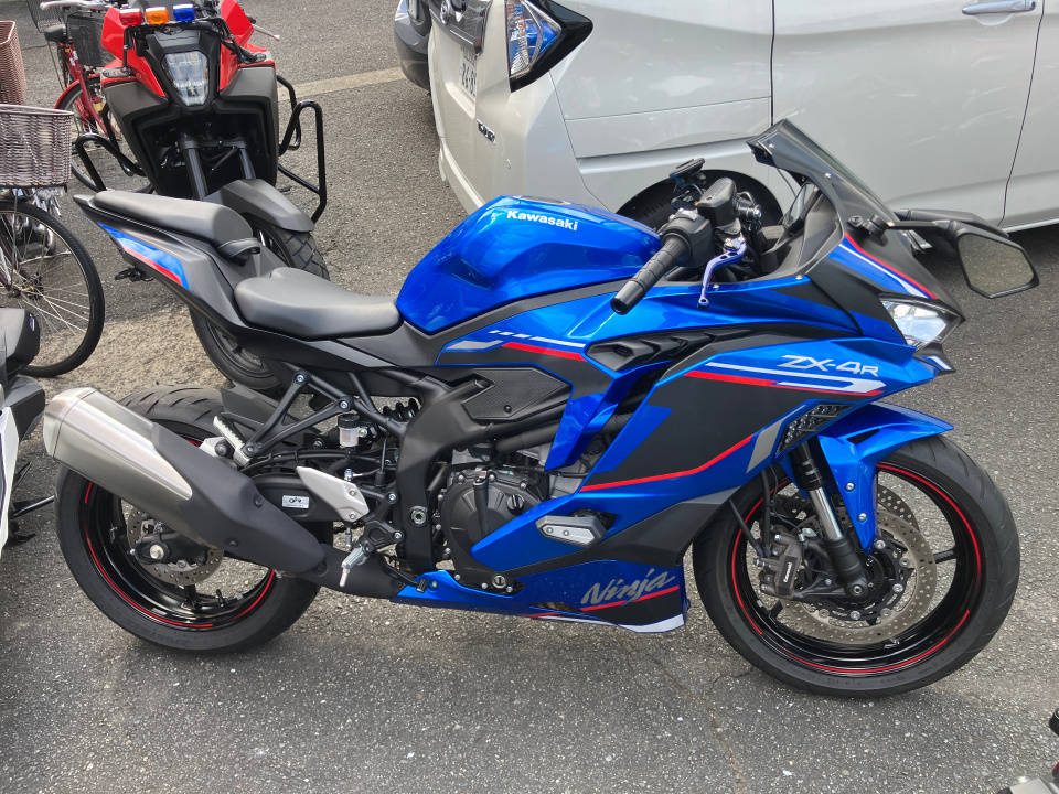 Kawasaki ninja zx-4r se 2023