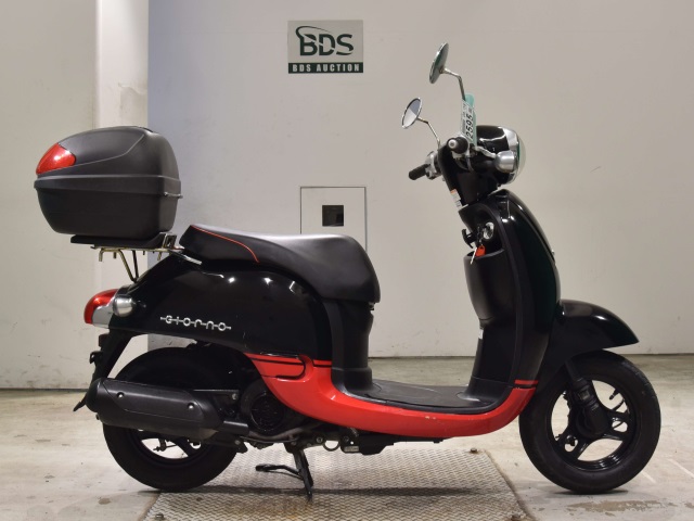 Honda GIORNO 2012