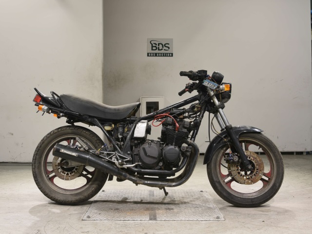 Kawasaki GPZ400F