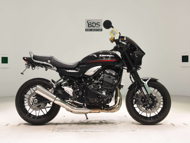 Kawasaki Z900RS 2023