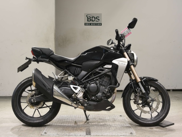 Honda CB250RA 2019