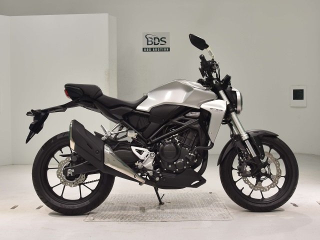 Honda CB250R 2018