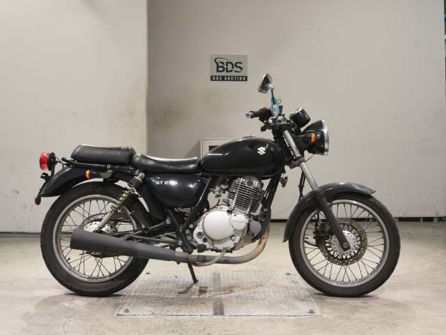 Suzuki ST250
