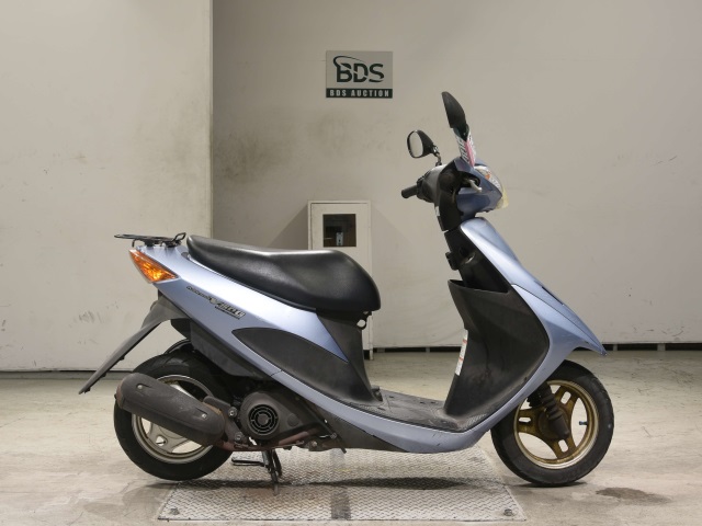 Suzuki ADDRESS V50