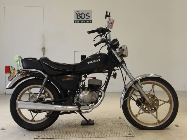 Suzuki GN50E