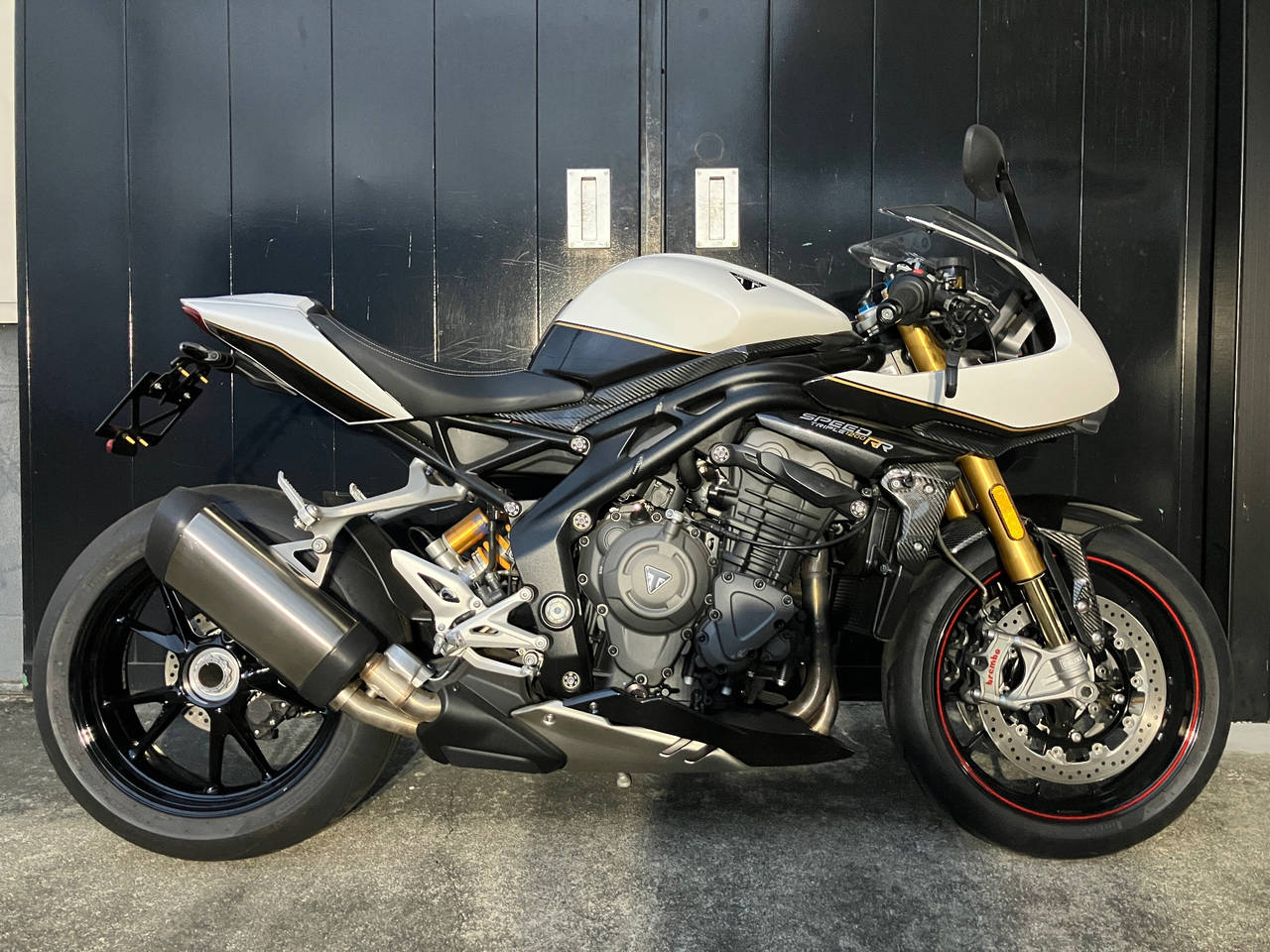 Triumph speed triple 1200rr 2022