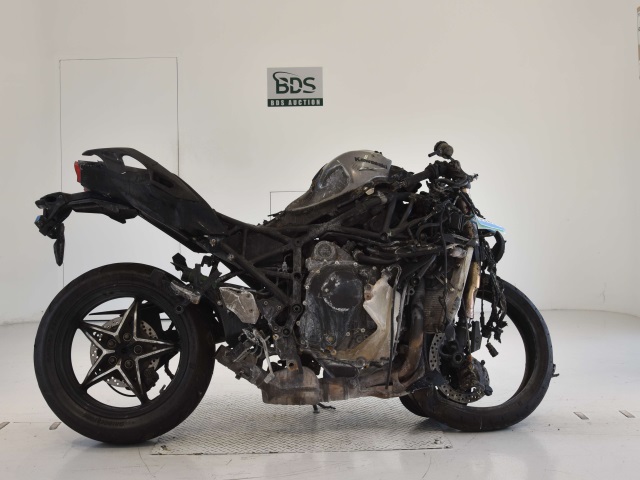 Kawasaki NINJA H2 SX 2022