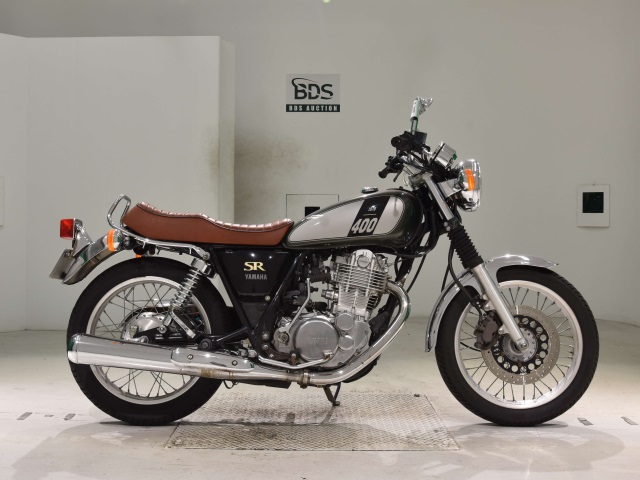 Yamaha SR400 2016