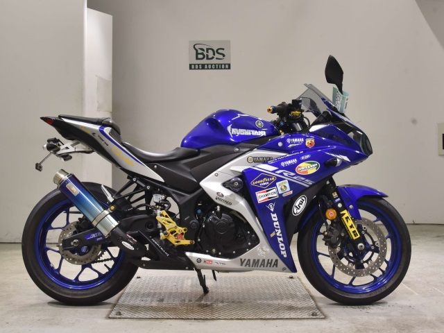 Yamaha YZF-R25 2017