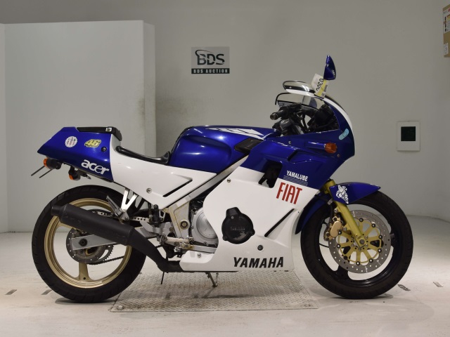 Yamaha FZR250 1987
