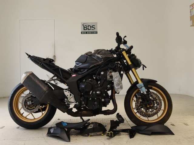 Honda CB1000 HORNET 2025