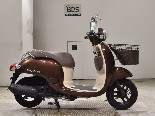 Honda GIORNO 2011