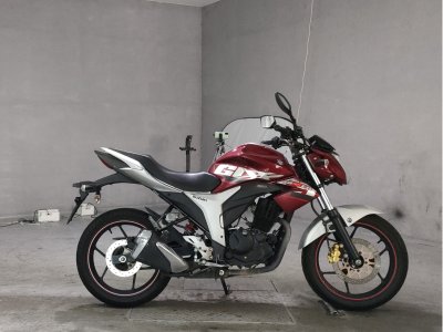 Suzuki GIXXER150