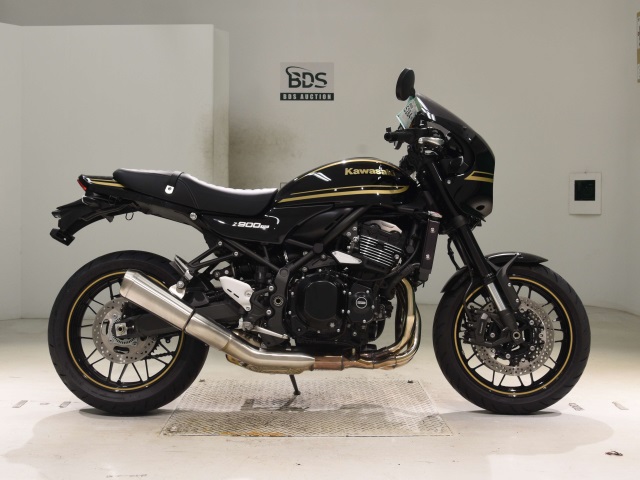 Kawasaki Z900RS 2023