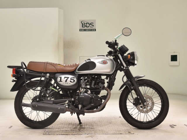 Kawasaki W175SE 2010